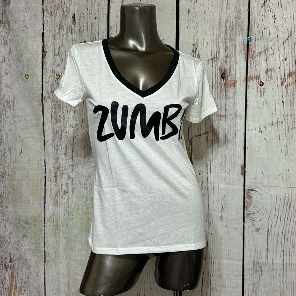 ZUMBA FITNESS women’s Shapely V-Neck Tee in White “Join The Party” Large NWT